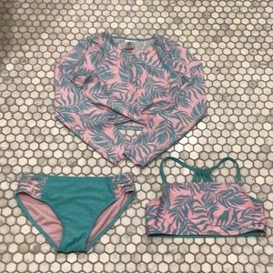 3 Pice girls swim suit.